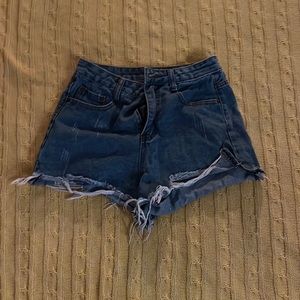 jean shorts size S.